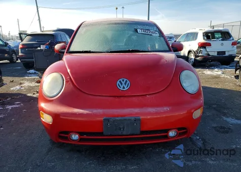 2001 Volkswagen New Beetle Gls from USA, damaged, VIN 3VWCS21C71M420653
